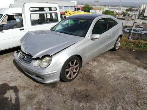 MERCEDES-BENZ CLASE C (BM 203) SPORTCOUPE — vehículo donante para recambios 
