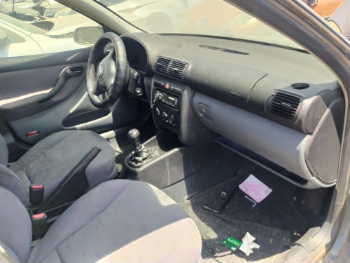  SEAT LEON (1M1) 
