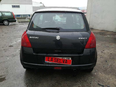 SUZUKI SWIFT BERLINA (RS/MZ)