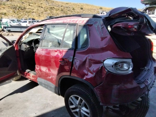  VOLKSWAGEN TIGUAN (5N1) 