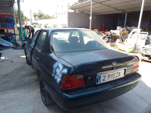 FORD ESCORT BERL./TURNIER — автомобиль-донор на запчасти 