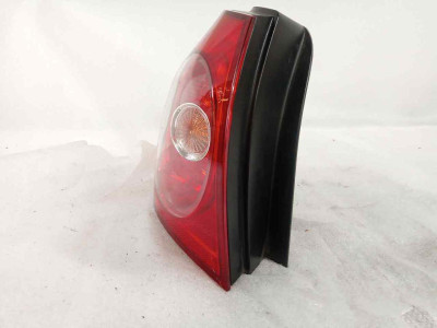 PILOTO TRASERO IZQUIERDO, VOLKSWAGEN, GOLF V (1K1)(10.2003)