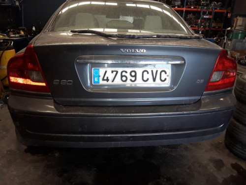  VOLVO S80 BERLINA 