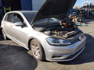 VOLKSWAGEN GOLF VII BERLINA (BQ1/BE2)