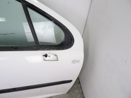  PUERTA DELANTERA DERECHA PEUGEOT 207 