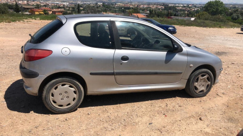 PEUGEOT 206 — Donor Vehicle for Used Parts 