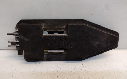 PORTALAMPARAS Peugeot 405 BERLINA 