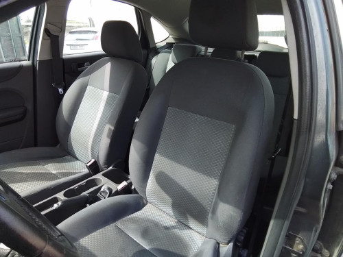 FORD FOCUS BERLINA (CAP) — vehículo donante para recambios 