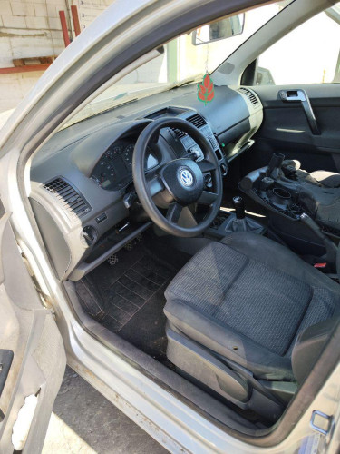  VOLKSWAGEN POLO IV (9N1) 