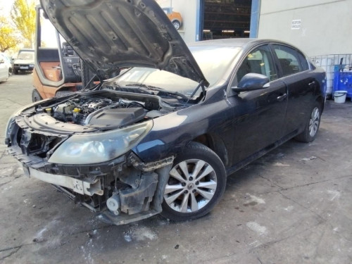  RENAULT LATITUDE 