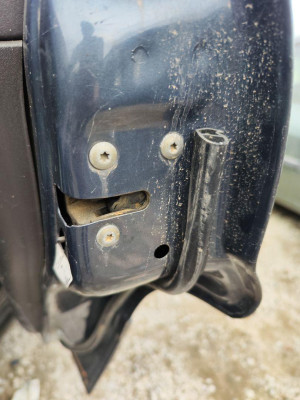 CERRADURA PUERTA TRASERA DERECHA