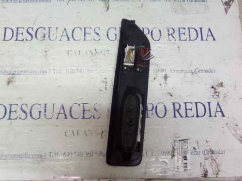  MANDO ELEVALUNAS DELANTERO IZQUIERDO Renault LAGUNA (B56) 