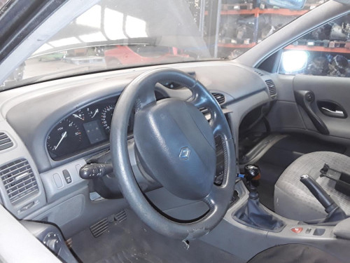  RENAULT LAGUNA II (BG0) 