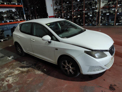SEAT IBIZA BERLINA (6J5)
