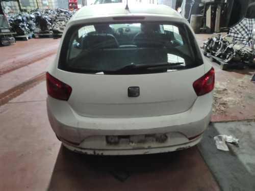 SEAT IBIZA BERLINA (6J5) — vehículo donante para recambios 