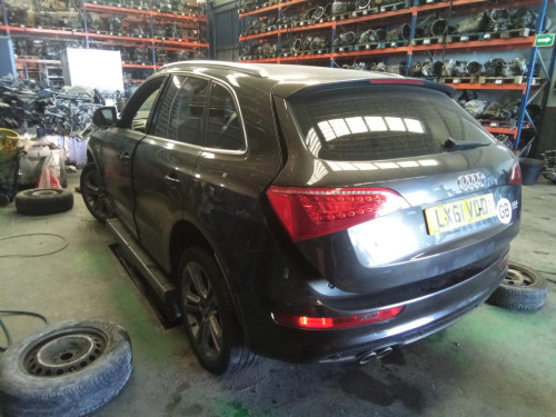 AUDI Q5 (8R) 