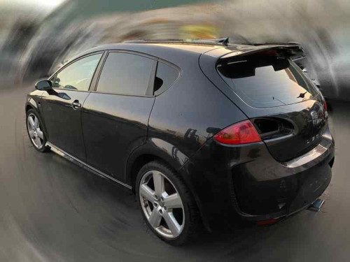  SEAT LEON (1P1) 