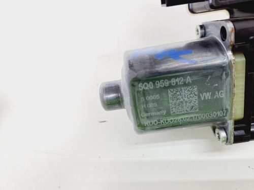  MOTOR ELEVALUNAS TRASERO DERECHO Seat LEON ST 5F8 