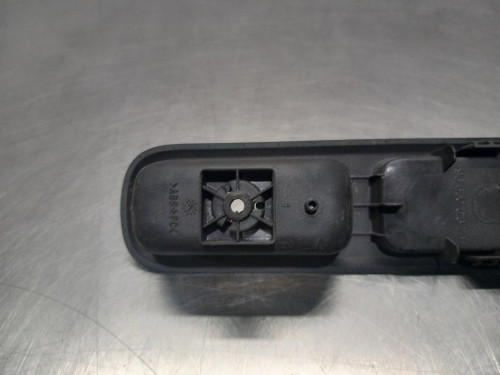  MANDO ELEVALUNAS DELANTERO DERECHO PEUGEOT 3008 