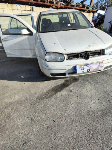 VOLKSWAGEN GOLF IV BERLINA (1J1)(10.1997) — автомобиль-донор на запчасти 