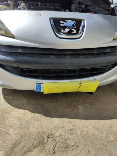 PARAGOLPES DELANTERO Peugeot 207 