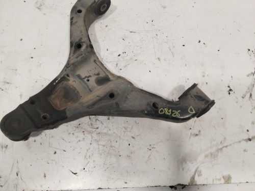 BRAZO SUSPENSION INFERIOR DELANTERO DERECHO Mercedes-Benz SPRINTER II CAMIÓN 