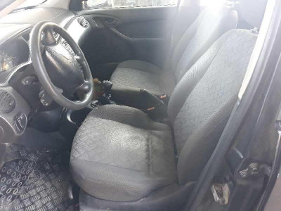 FORD FOCUS FAMILIAR (CAK)