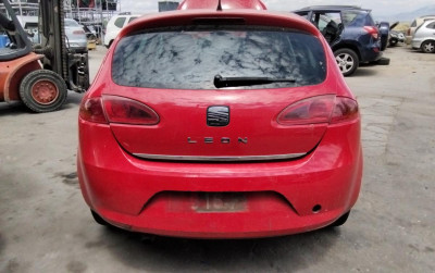 SEAT LEON (1P1)