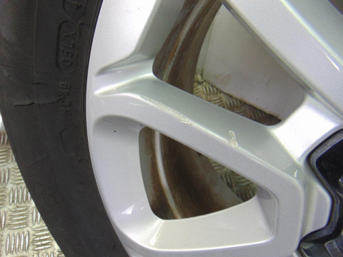  JUEGO LLANTAS FIAT 500X (334) 
