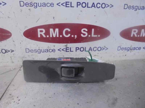  MANDO ELEVALUNAS TRASERO DERECHO MITSUBISHI MONTERO (V80/V90) 