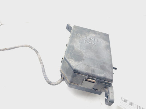 CAJA RELES / FUSIBLES Hyundai COUPE (GK) 