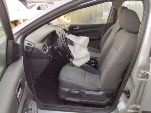 FORD FOCUS BERLINA (CAP) — vehículo donante para recambios 