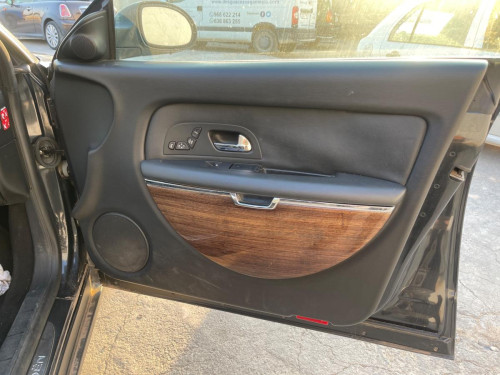 GUARNECIDO PUERTA DELANTERA DERECHA Citroen C6 