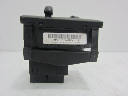  MANDO LUCES Ford FOCUS BERLINA (CAP) 