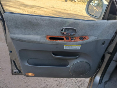 KIA CARNIVAL II (FL)