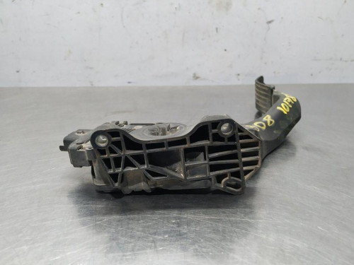  PEDAL ACELERADOR 