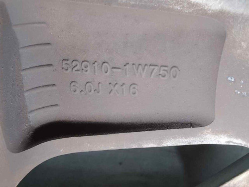 LLANTA Kia RIO (UB) 