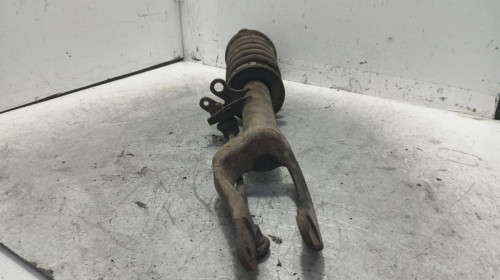 AMORTIGUADOR DELANTERO DERECHO used