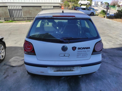 VOLKSWAGEN POLO IV (9N3)