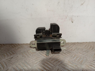 CERRADURA MALETERO / PORTON