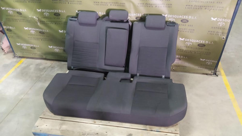 JUEGO ASIENTOS COMPLETO Toyota AURIS (E18) 
