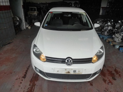VOLKSWAGEN GOLF VI (5K1)(10.2008)
