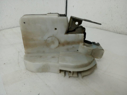 CERRADURA PUERTA DELANTERA DERECHA VOLKSWAGEN POLO III BERLINA (6N2) 