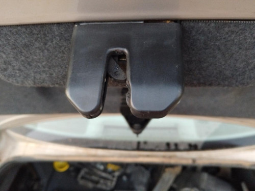 CERRADURA MALETERO / PORTON Audi A6 Berlina (4B2)(2001->) AUDI A6 Berlina (4B2)(2001->) 