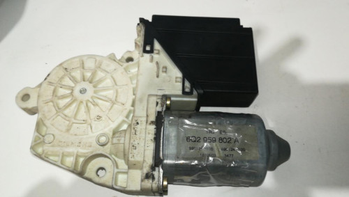  MOTOR ELEVALUNAS DELANTERO IZQUIERDO, , 