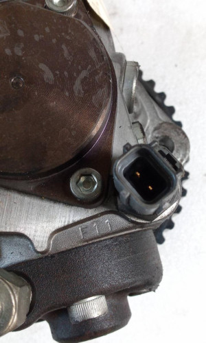  BOMBA INYECCION OPEL ASTRA H BERLINA 