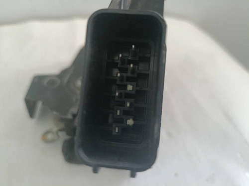 CERRADURA PUERTA TRASERA DERECHA Ford 