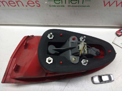 PILOTO TRASERO IZQUIERDO, ALFA ROMEO, 147 (190)