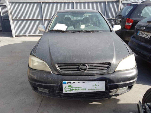 OPEL ASTRA G BERLINA — vehículo donante para recambios 