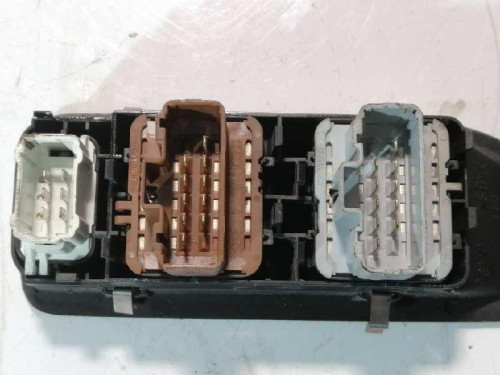  MANDO ELEVALUNAS DELANTERO IZQUIERDO Renault LAGUNA II (BG0) 